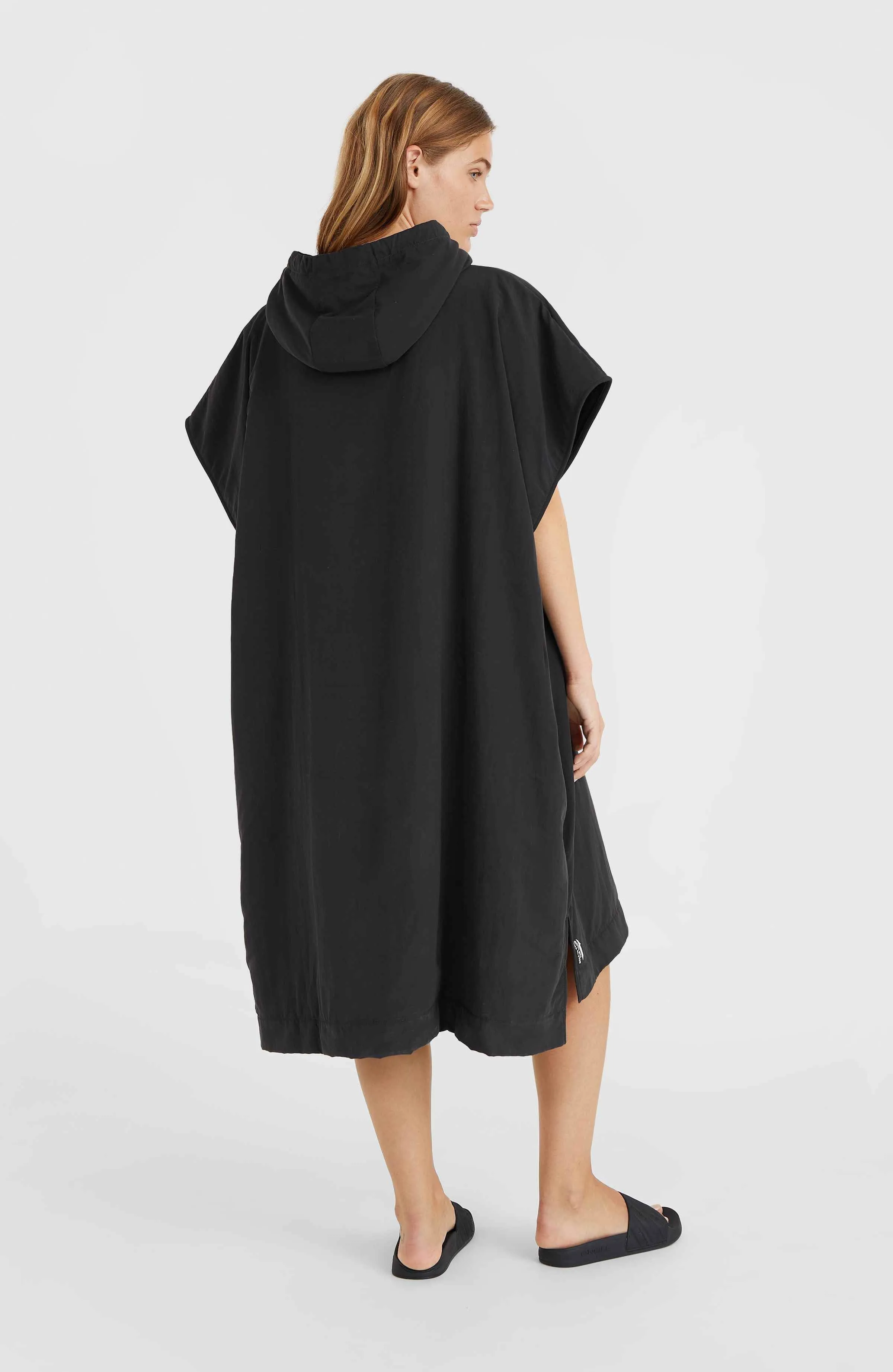 O'Neill TRVLR Series Water-Repellent Poncho | Black Out