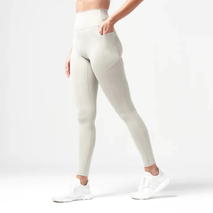 SQUATWOLF Women Essential High Waisted Legging