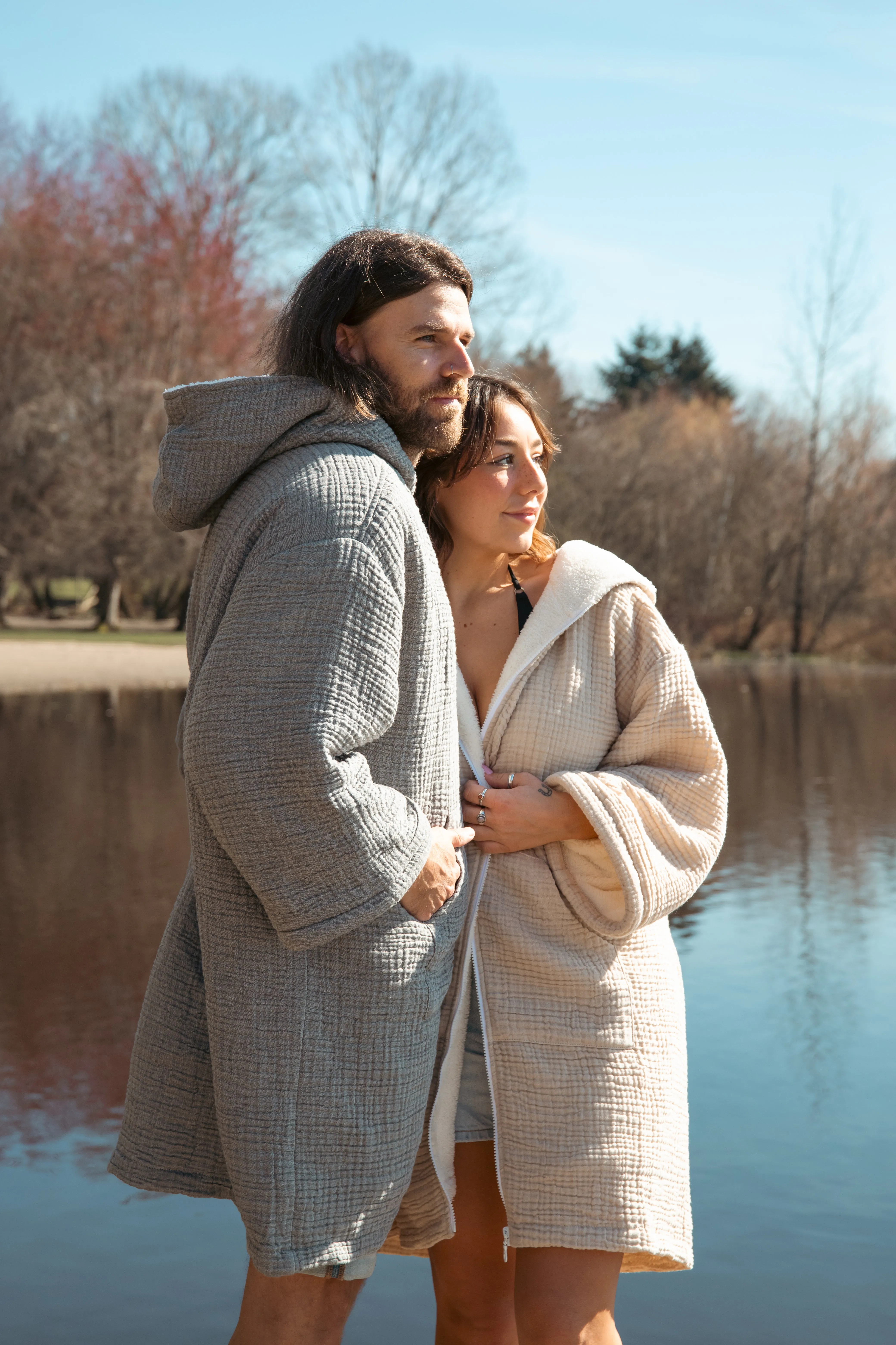 THE POLAR | Unisex Fleece-lined Muslin Zip Poncho