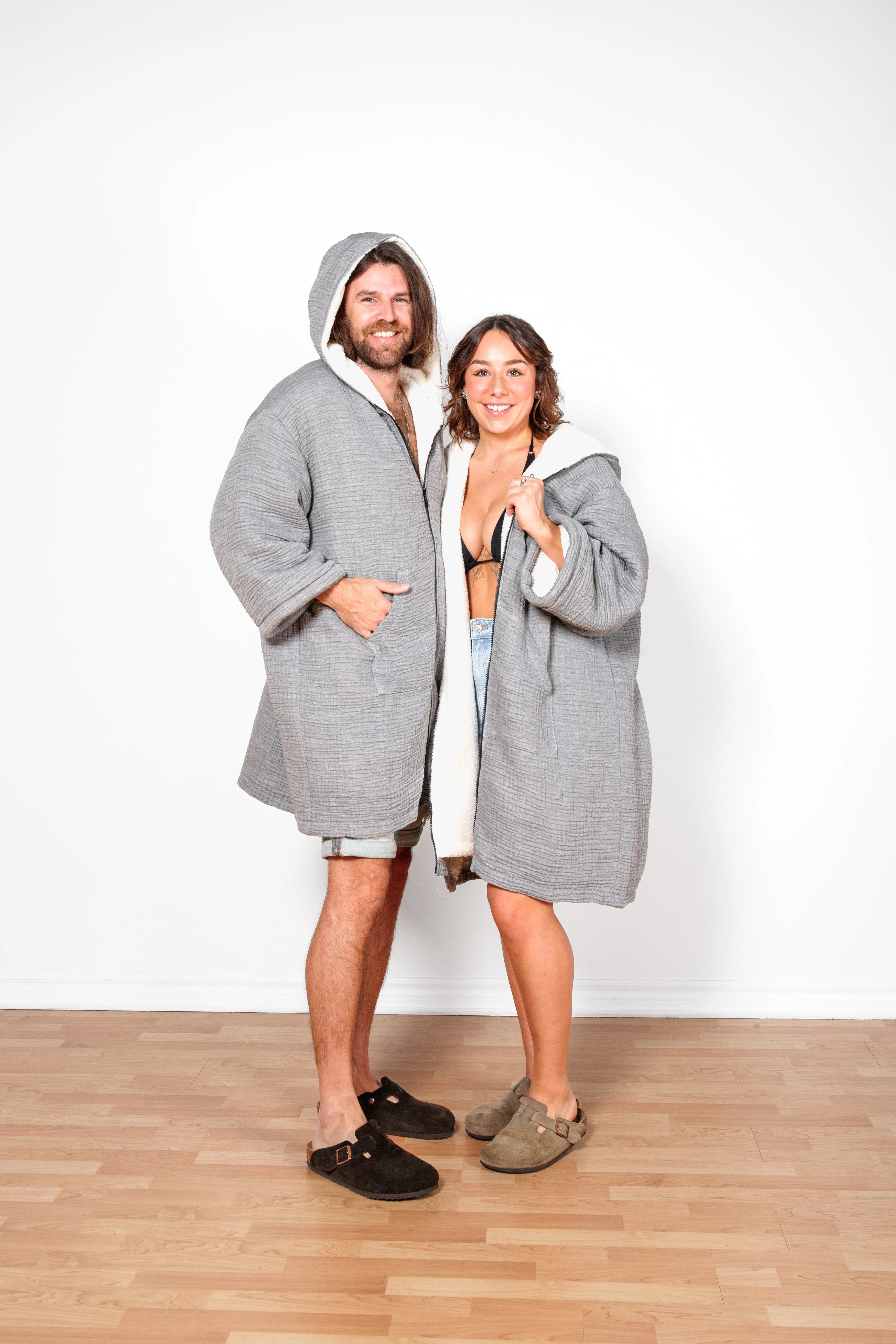 THE POLAR | Unisex Fleece-lined Muslin Zip Poncho