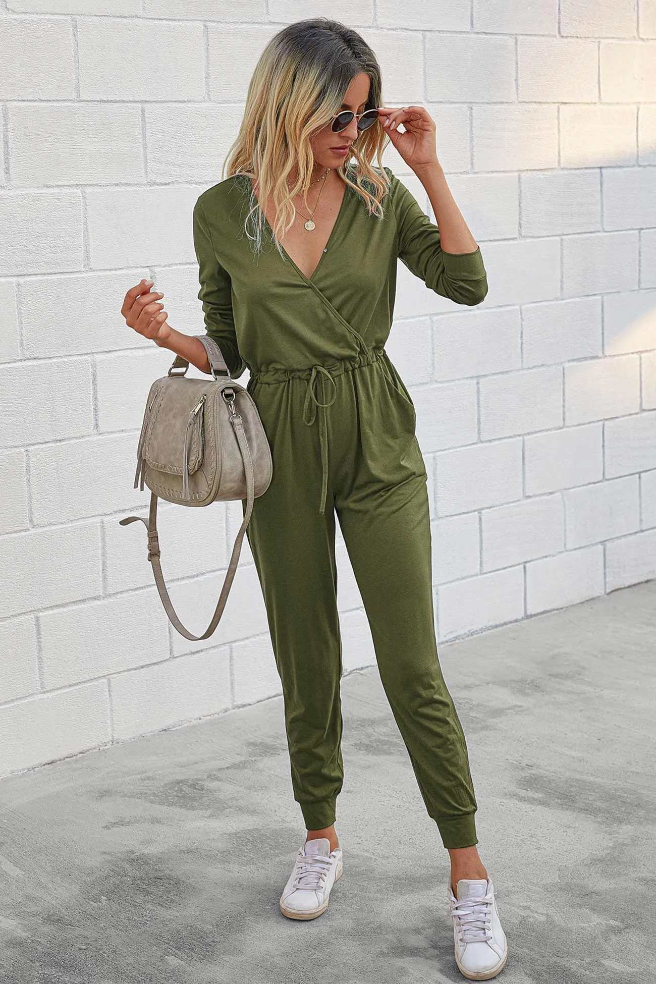 V Neck Solid Color Tie-Waist Jumpsuits