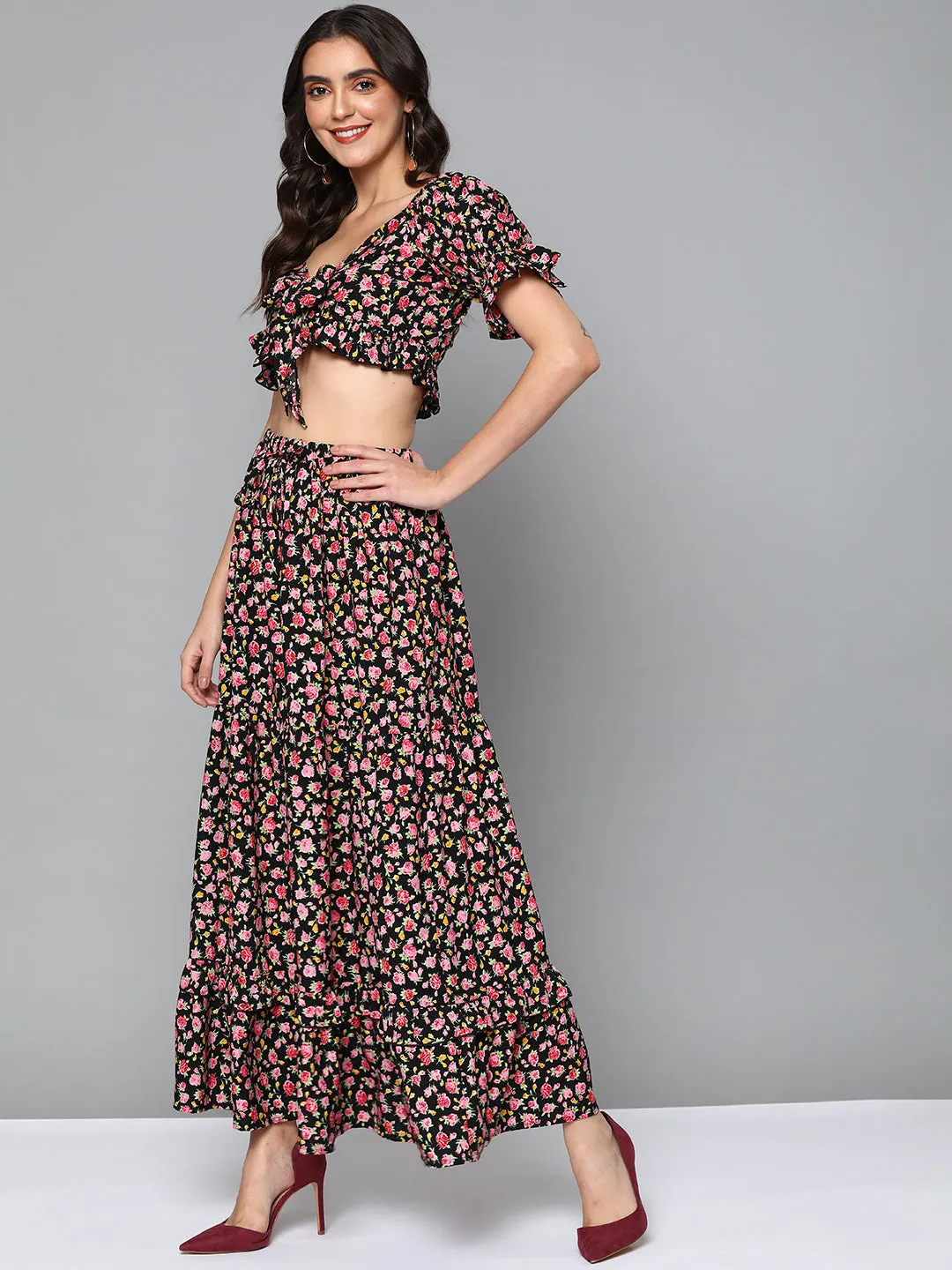 Women Black Ditsy Floral Volume Sleeve Top With Maxi Skirt