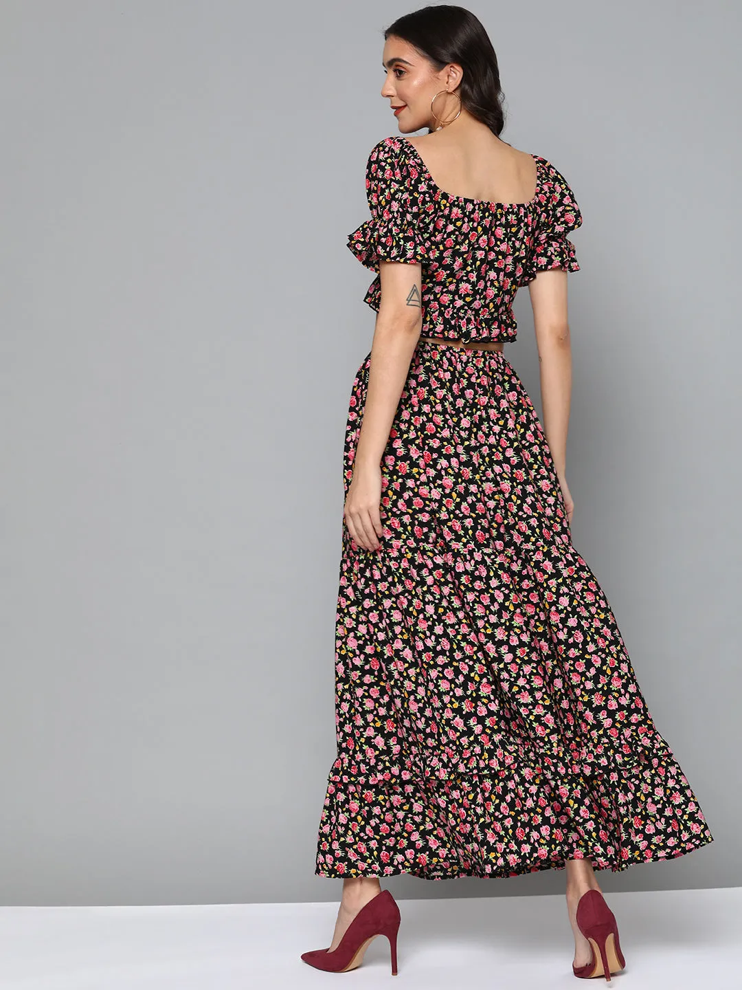 Women Black Ditsy Floral Volume Sleeve Top With Maxi Skirt