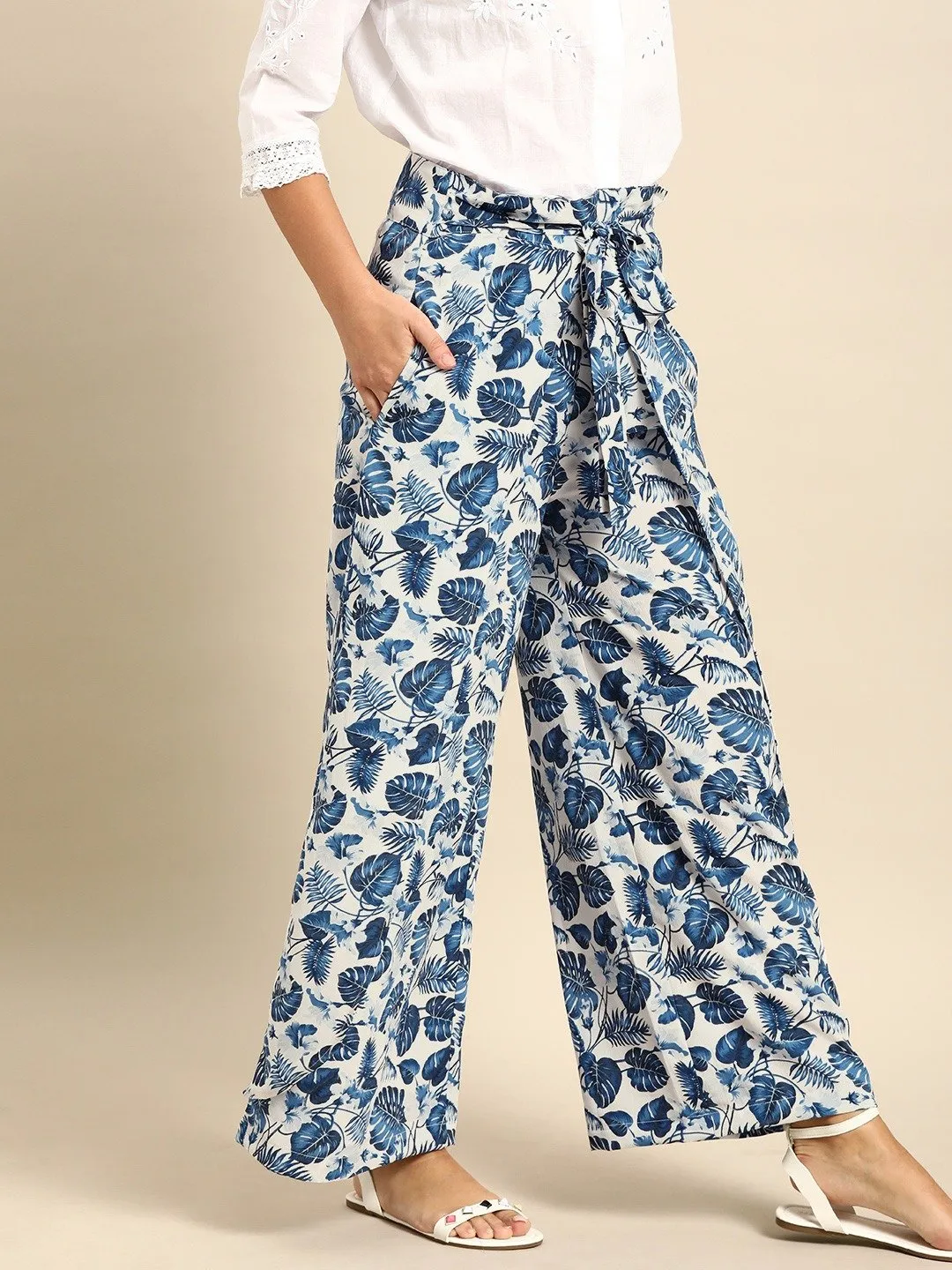 Women Off-White  Blue Printed Wide Leg Palazzos