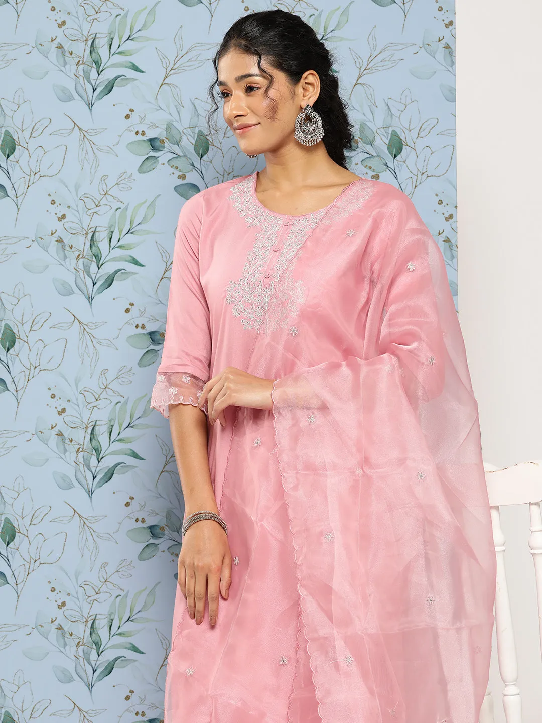 Women Pink Embroidered Straight Kurta With Palazzo And Net Dupatta