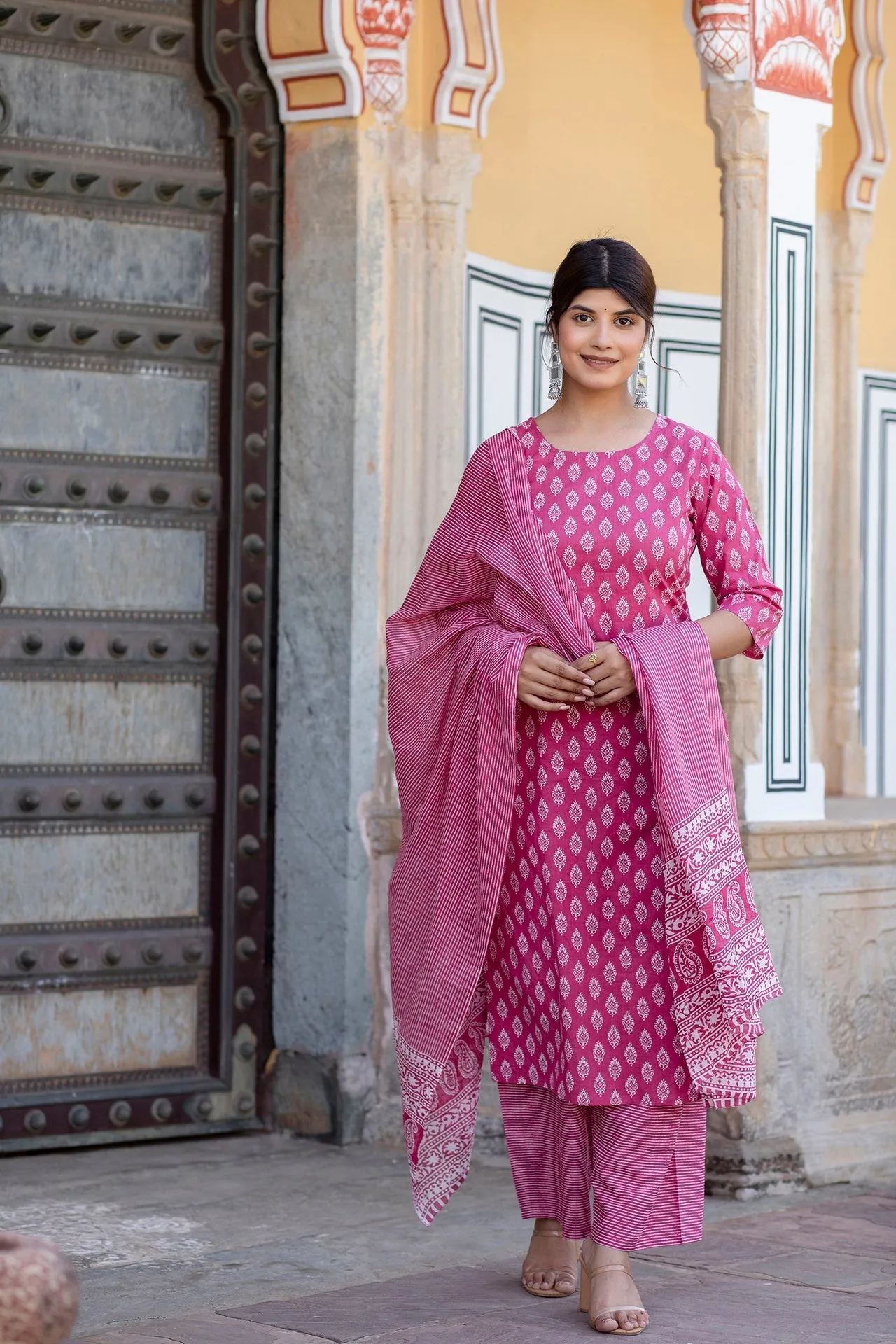 Women Pink Ethnic Printed Straight Kurta With Palazzo And Dupatta